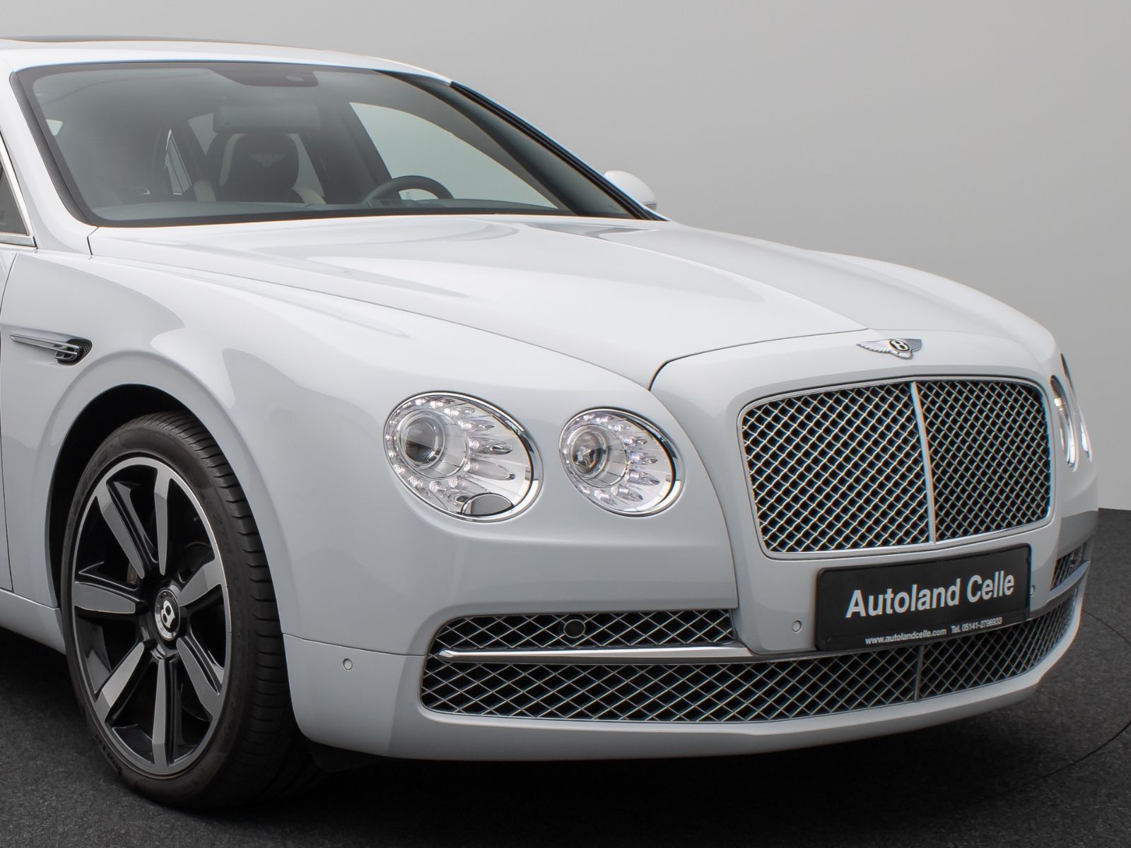 Fahrzeugabbildung Bentley Continental Flying Spur W12 Mulliner by Concord