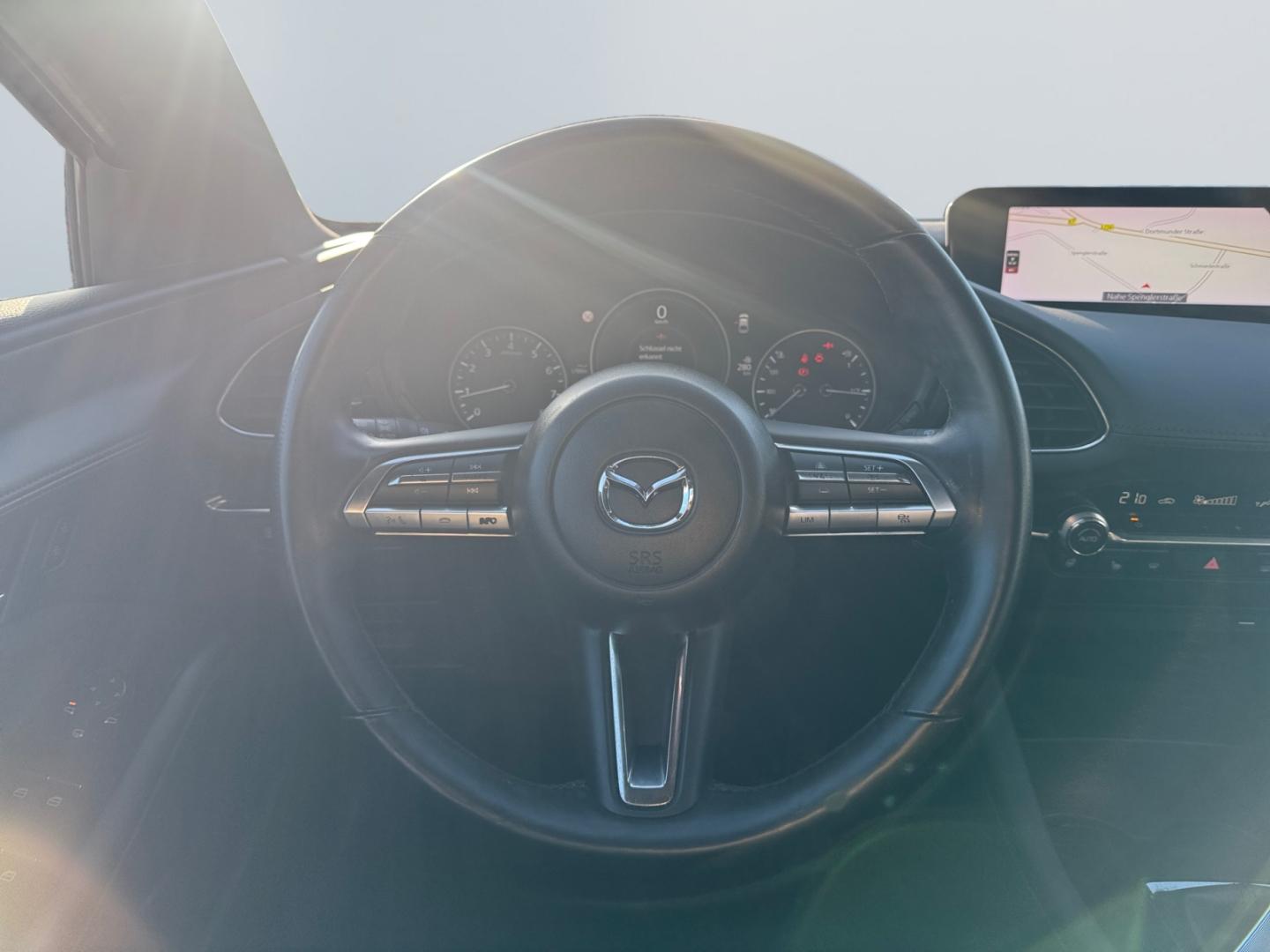 Mazda 3 2.0 SKYACTIV-G M-H Selection *HUD*ACC*CAM*SHZ*
