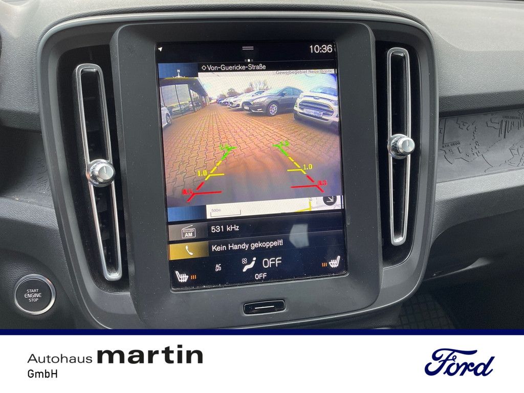 Fahrzeugabbildung Volvo XC40 1.5 Mom. ACC KAMERA SERVO PDC AHK NAVI LED