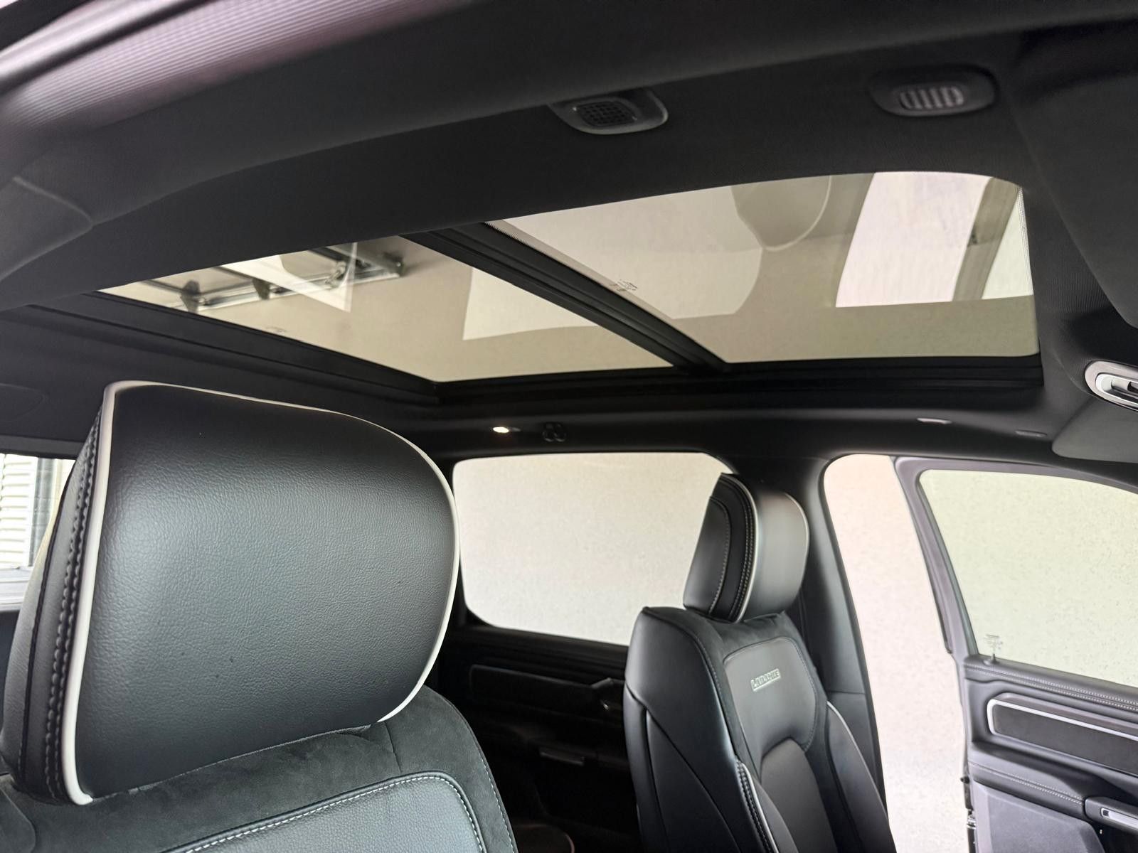 Fahrzeugabbildung Dodge RAM LARAMIE HURRICANE 3.0L-