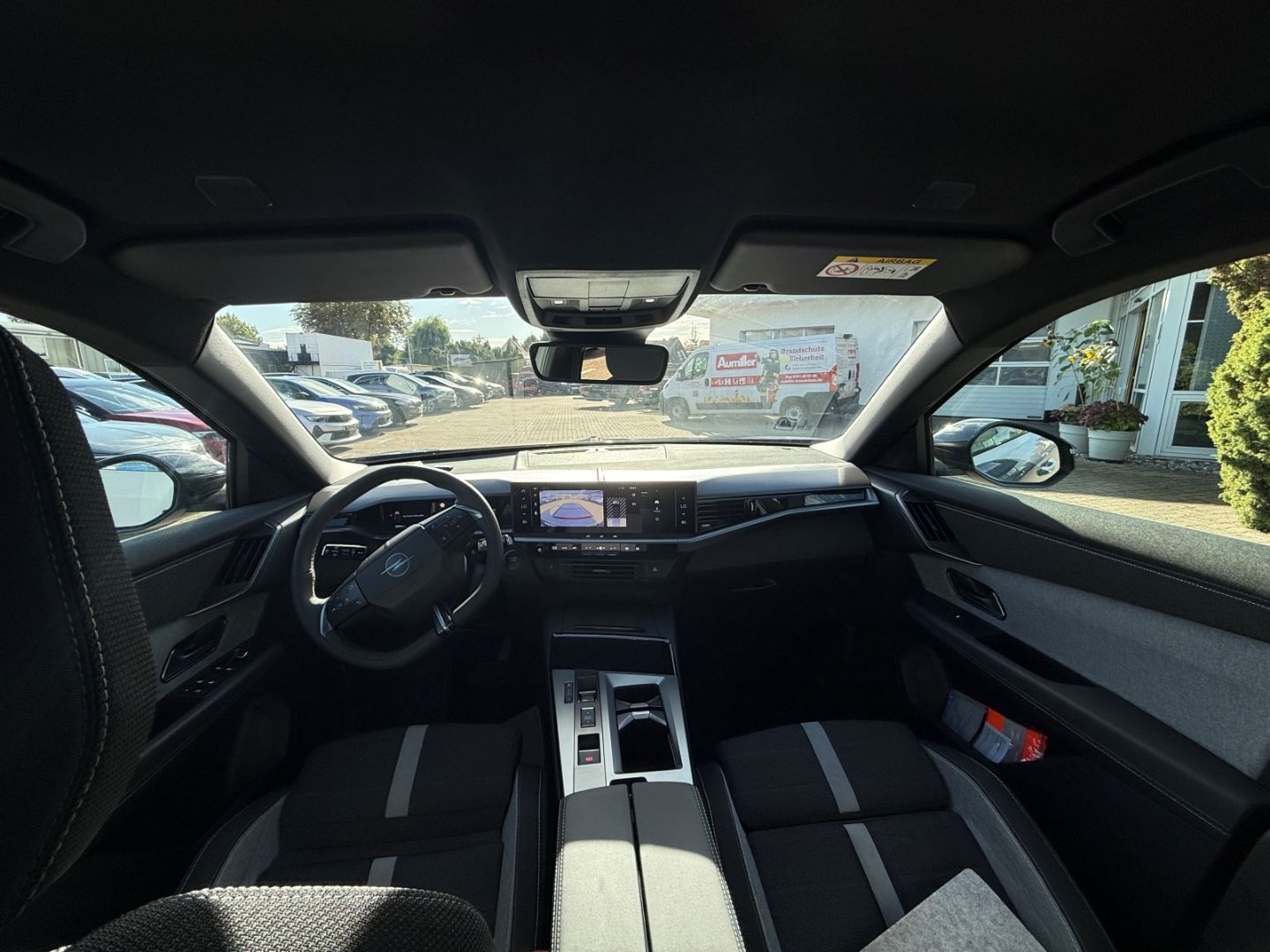 Fahrzeugabbildung Opel Grandland 1.2 Edition SHZ+LHZ+Kamera+Allwetter