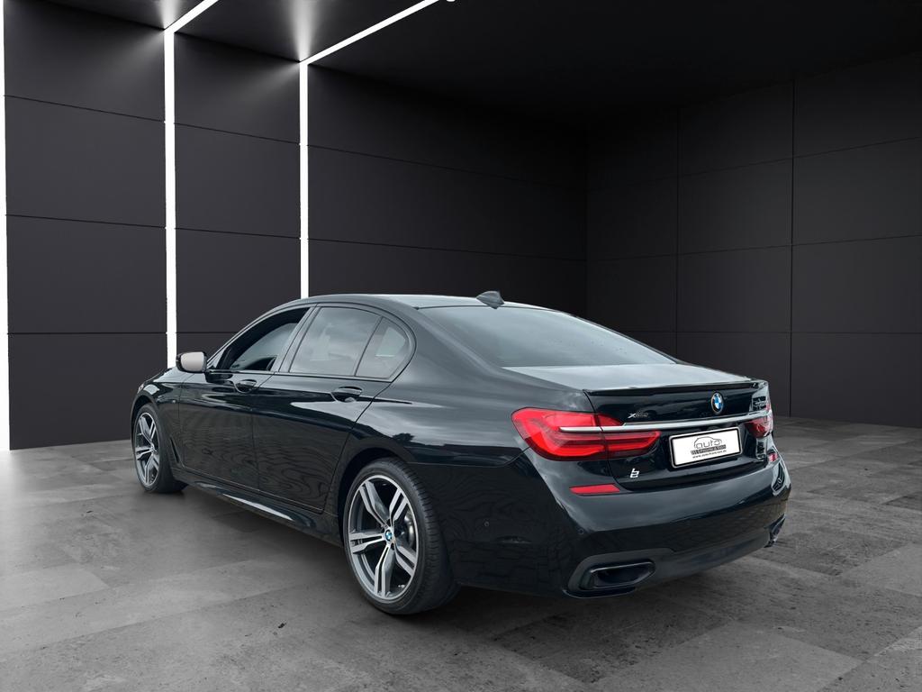 BMW 730