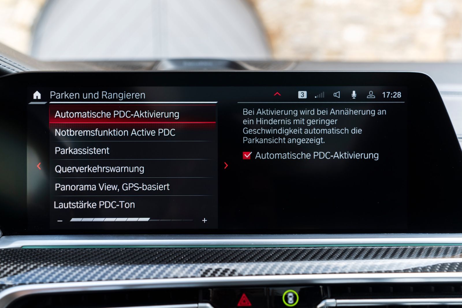 Fahrzeugabbildung BMW X5 M Competition B&W LASER HUD 360° PANO ACC