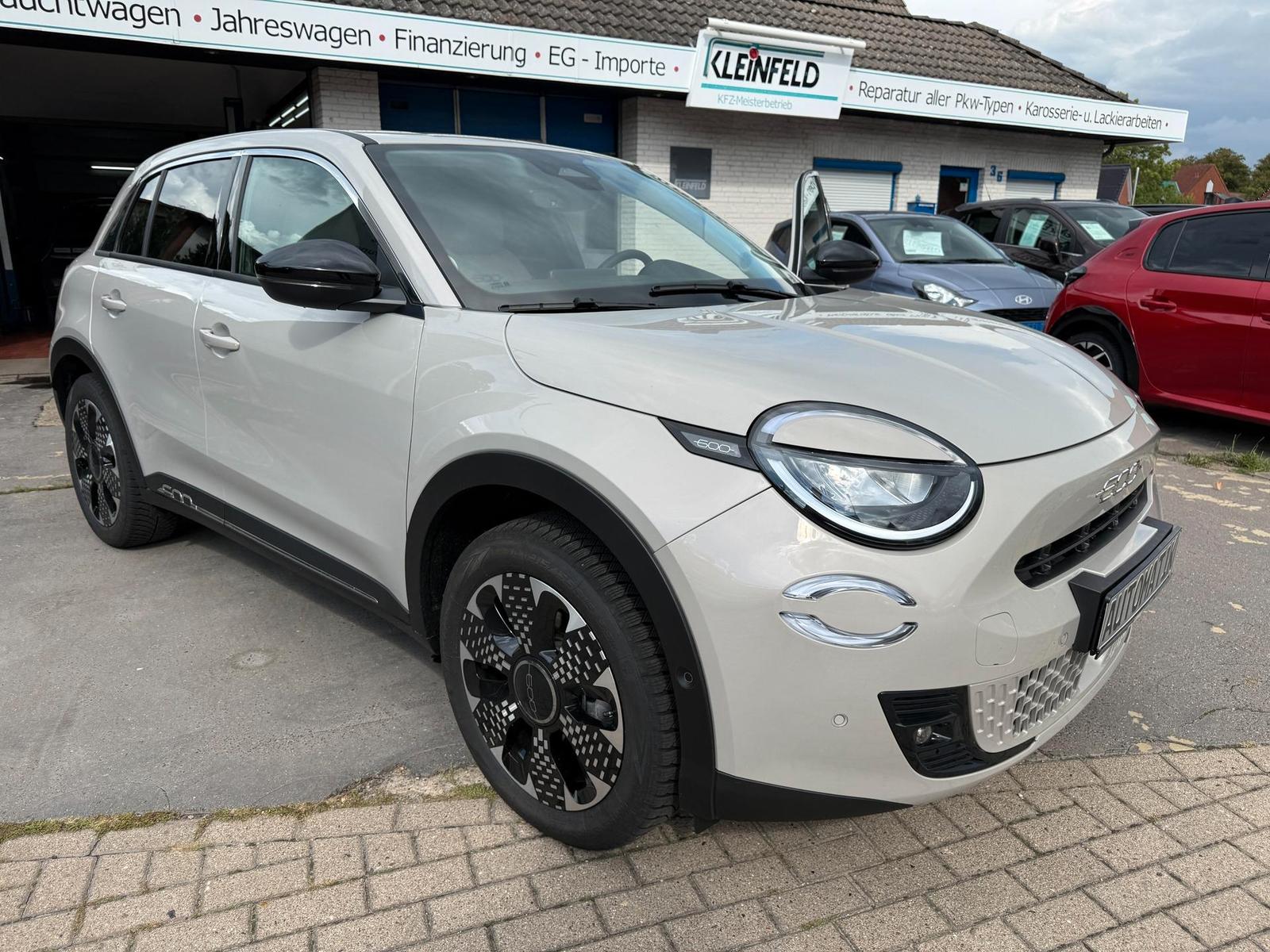 Fiat 600 1.2 Mild-Hybrid "La Prima" LED-Nav-AHK-SH...