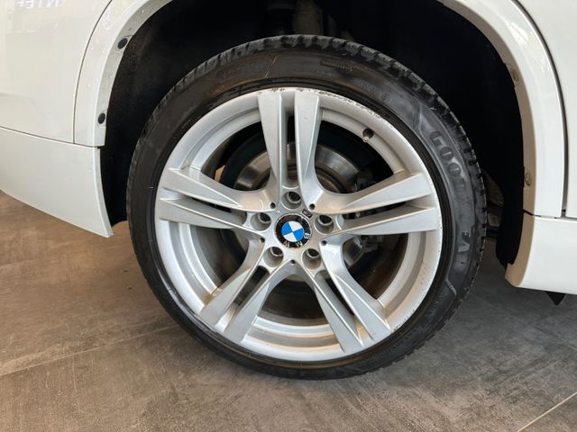 BMW X1 18 d *M-Paket*NAVI*TEMPO*PDC*PANO*