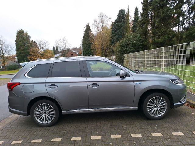 Mitsubishi Outlander PEHV 2.4 plus Diamant