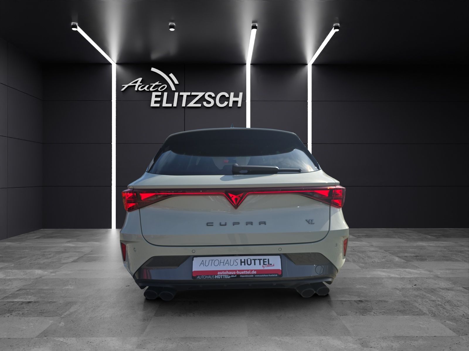 Fahrzeugabbildung CUPRA Leon Sportstourer 2.0 TSI  4Drive VZ DSG AHZ KAM