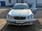 Mercedes-Benz - gebrauchte Mercedes-Benz 200 aus dem Jahr 2006