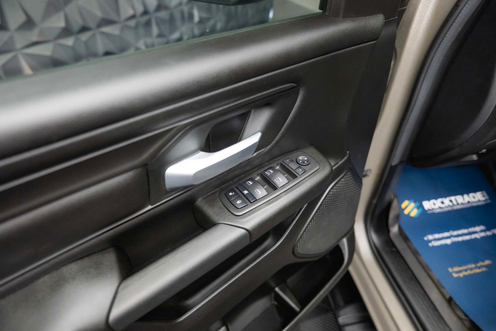 Fahrzeugabbildung Dodge RAM 5.7 V8 HEMI 4x4 OFFROAD RAPTOR Style 19% VAT