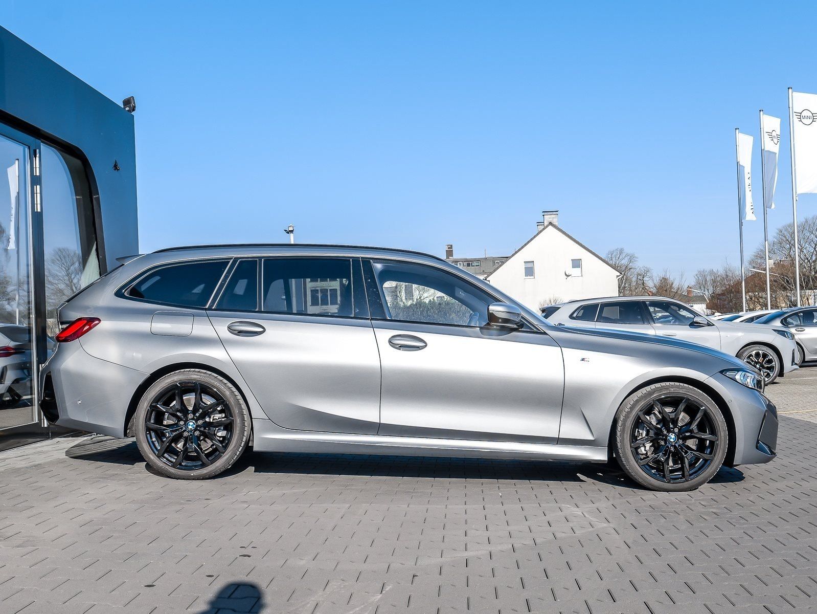 BMW 330 - Bild 10