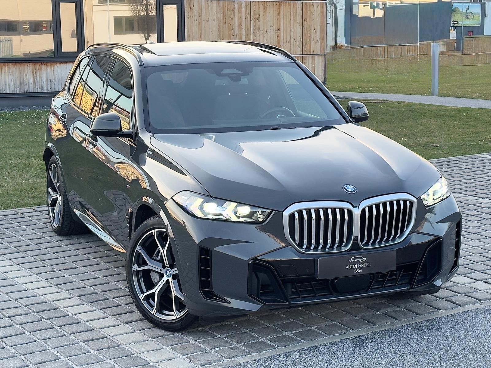 BMW X5 xDrive50e *M-PAKET, PANO, H&K, CARBON*