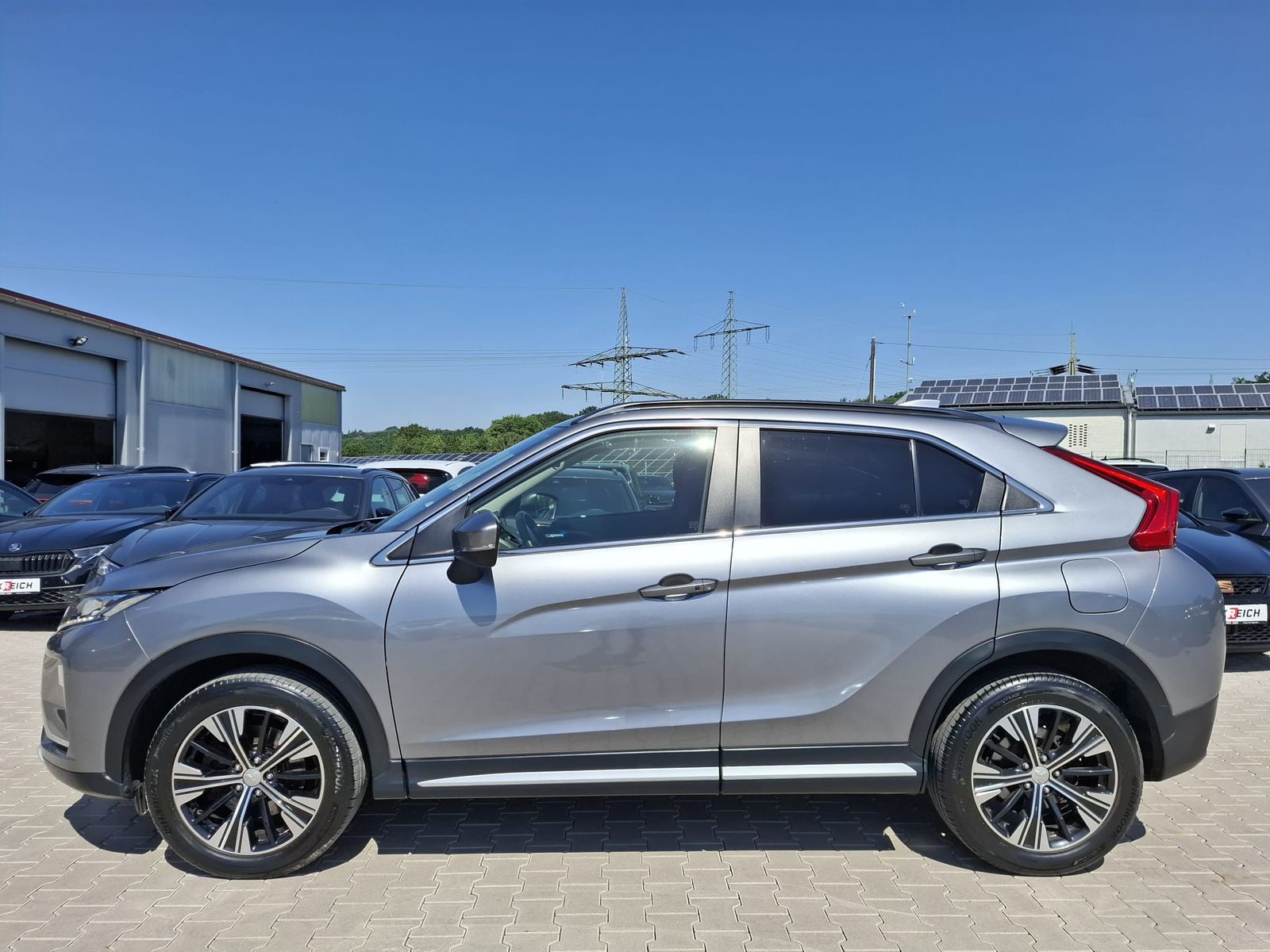 Fahrzeugabbildung Mitsubishi Eclipse Cross 1.5 Plus KAMERA*TEMP*KLIMA*SHZ*APP