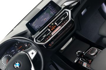 BMW X3 xDrive20i PANO LASER LEDER HUD RFK 19"
