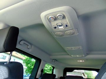 Opel Zafira Life - 9