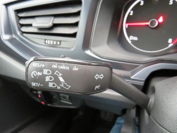 Fahrzeugabbildung Volkswagen Polo VI Trendline TSI KLIMA GJ-REIFEN 1.HAND