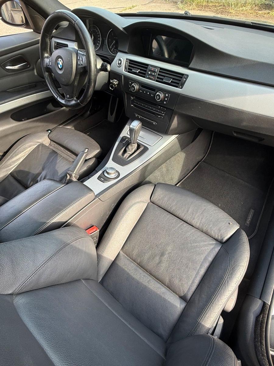 BMW 320 2008 — photo 7