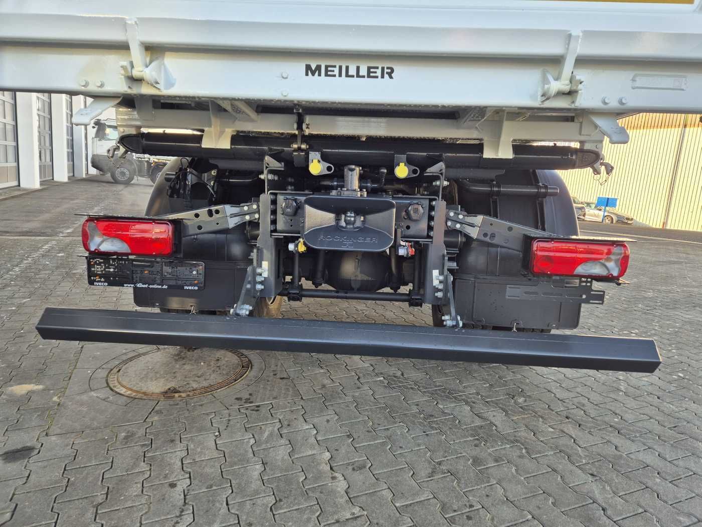 Fahrzeugabbildung Iveco X-Way AD200X40 HR OFF Meiller Bordmatic AHK DAB
