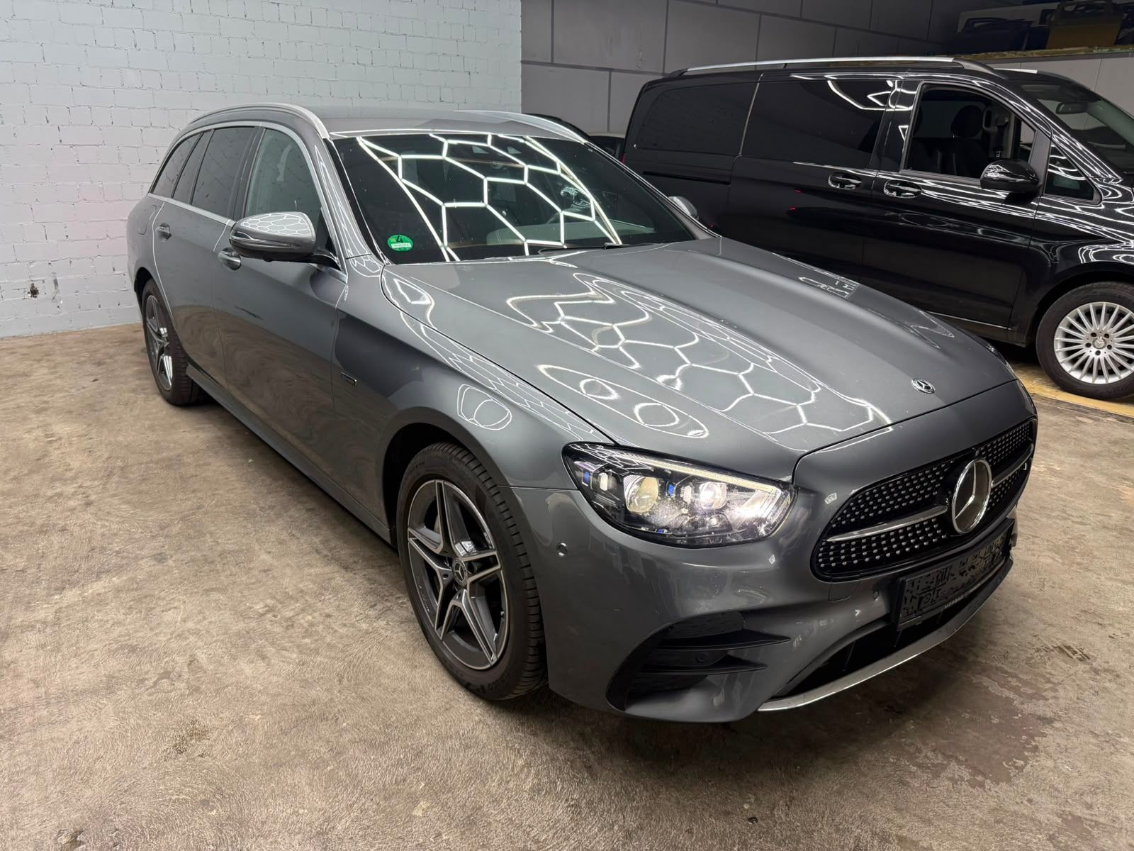 Mercedes-Benz E 300 de T 4MATIC AMG Line | JungeSterneGarantie – Gebrauchtwagen bei reiner Kauf