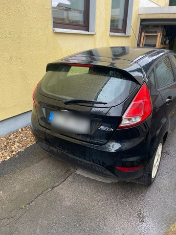 Ford Fiesta mit neuem TÜV und AU