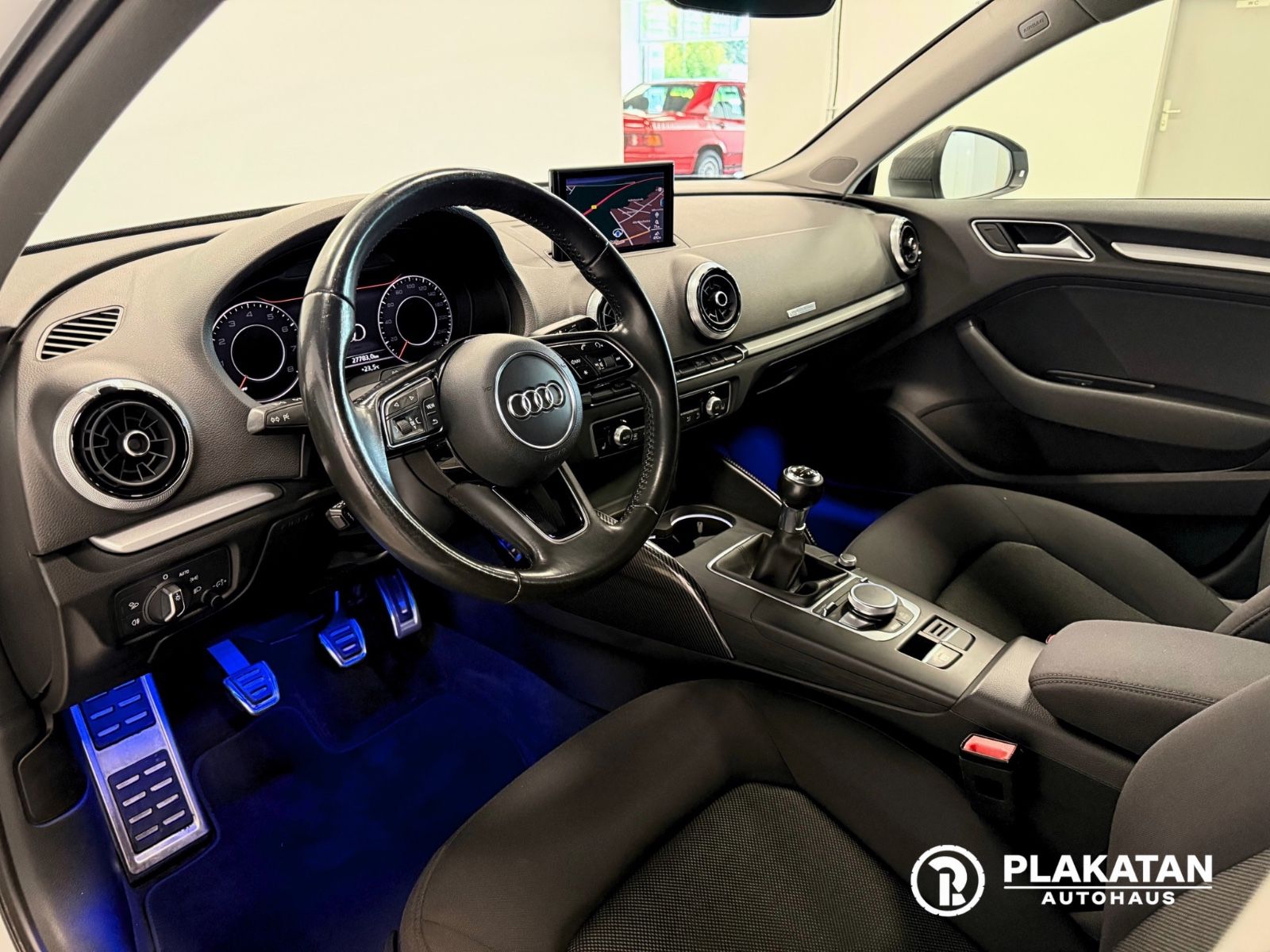 Fahrzeugabbildung Audi A3 Sportback Navi DigitalInstr LED