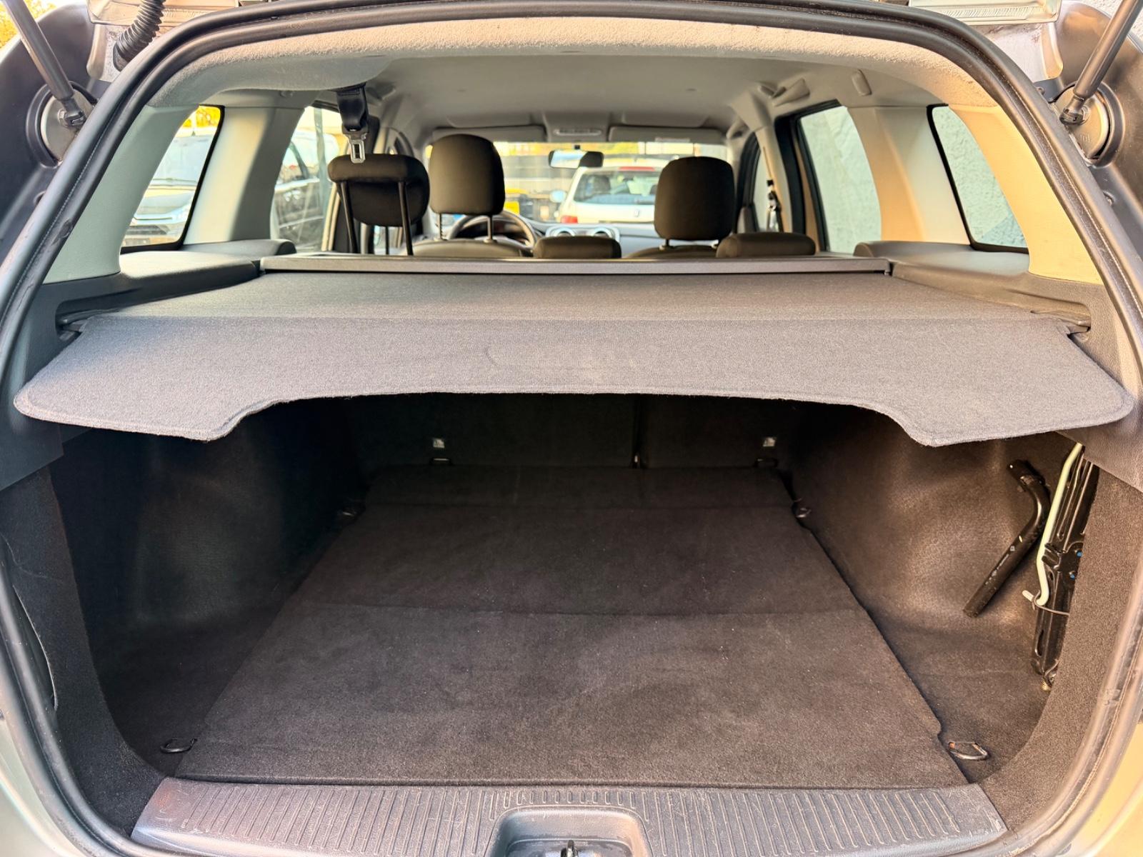 Dacia Logan 2014 — photo 12