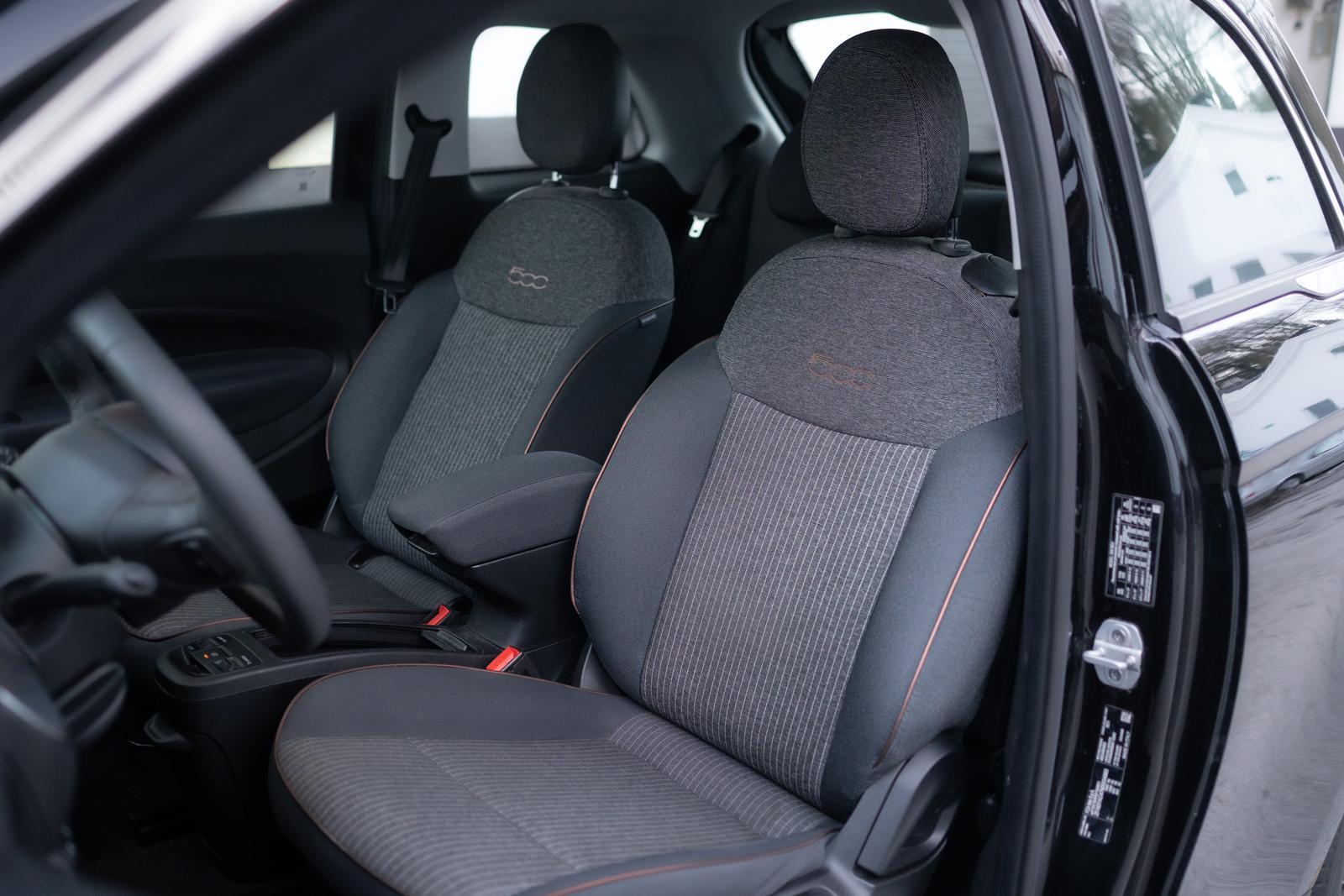 Fiat 500e Icon Skydome LED 360' CarPlay Totwinkel 17"