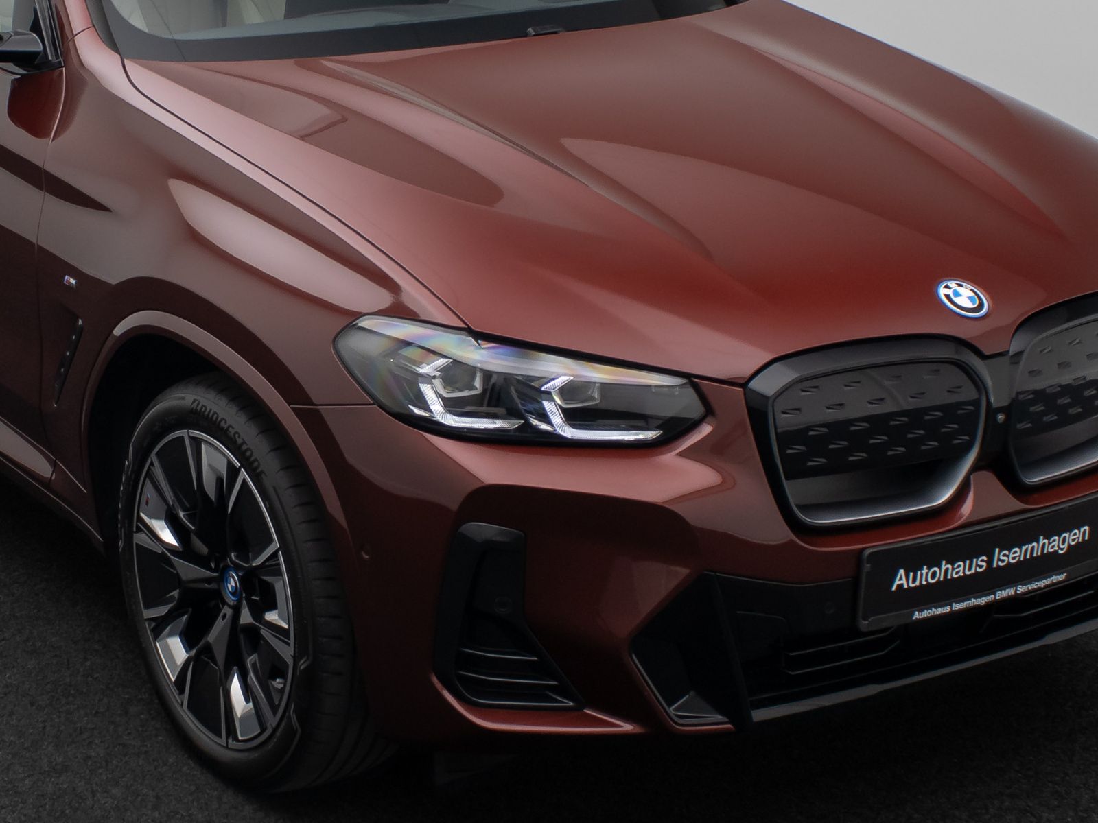 Fahrzeugabbildung BMW iX3 IMPRESSIVE H/K HUD AHK 360° Panorama 20Zoll
