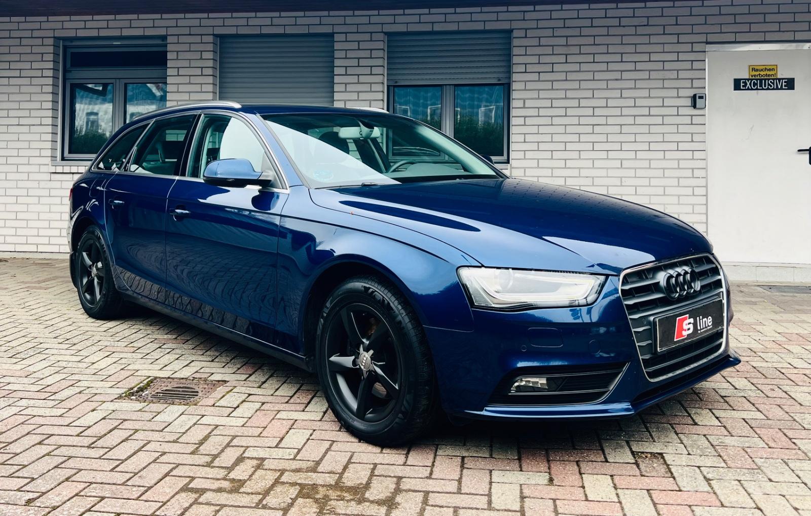 Audi A4 Avant Ambiente Panorama Xenon Sitzheizung AHK