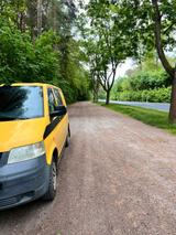Volkswagen Bulli T5  Camper/Transporter - gebrauchte VW T5 Multivan aus dem Jahr 2006