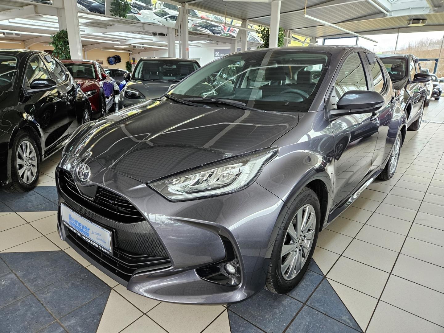 Toyota Yaris 1.5 Team DK HUD Sitzheizung Lenkradheizung