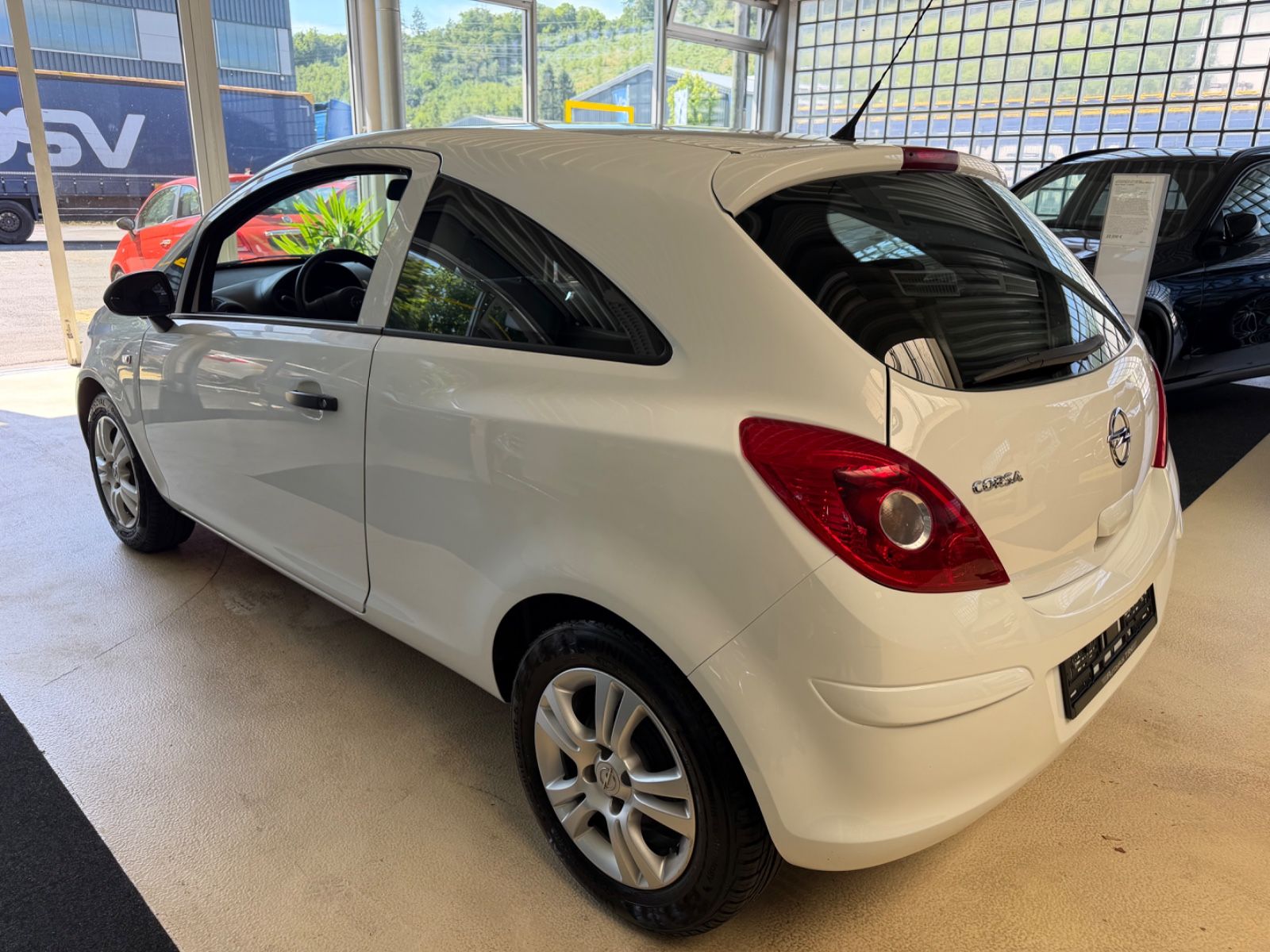 Fahrzeugabbildung Opel Corsa D Selection 1.4 *NUR 45.990KM*