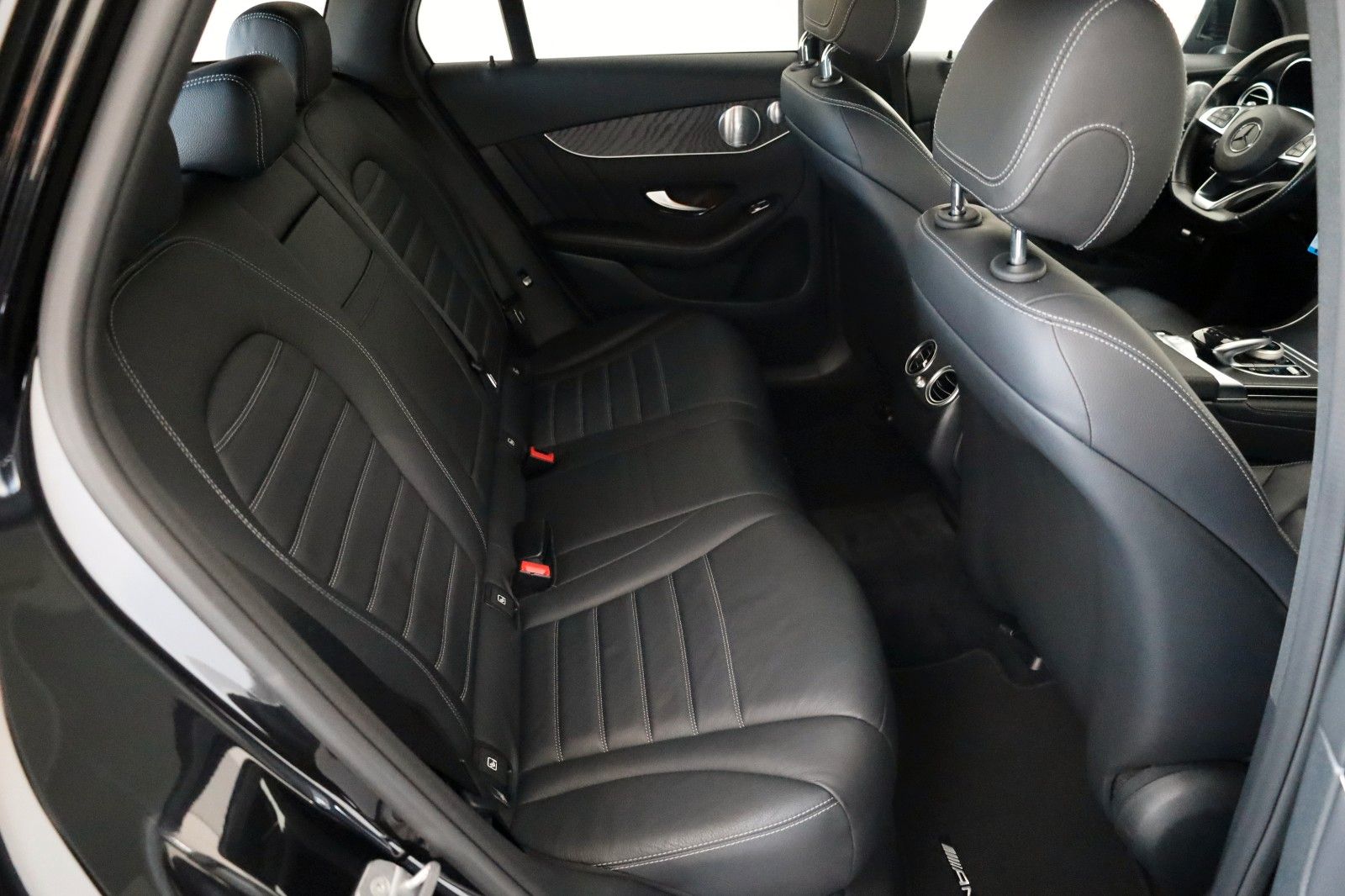 Fahrzeugabbildung Mercedes-Benz GLC 350d 4M Leder,Navi,LED,360°,Burmester,Panora