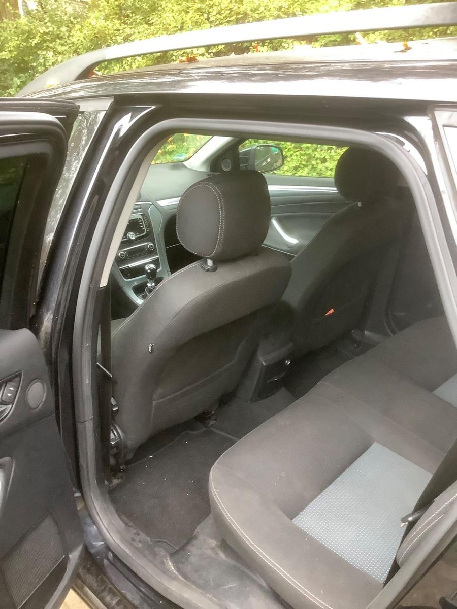Ford Mondeo 2011 — photo 5
