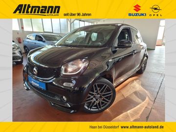 Fotografie Smart ForFour Brabus Line Pano SHZ Sleek Style Komfort