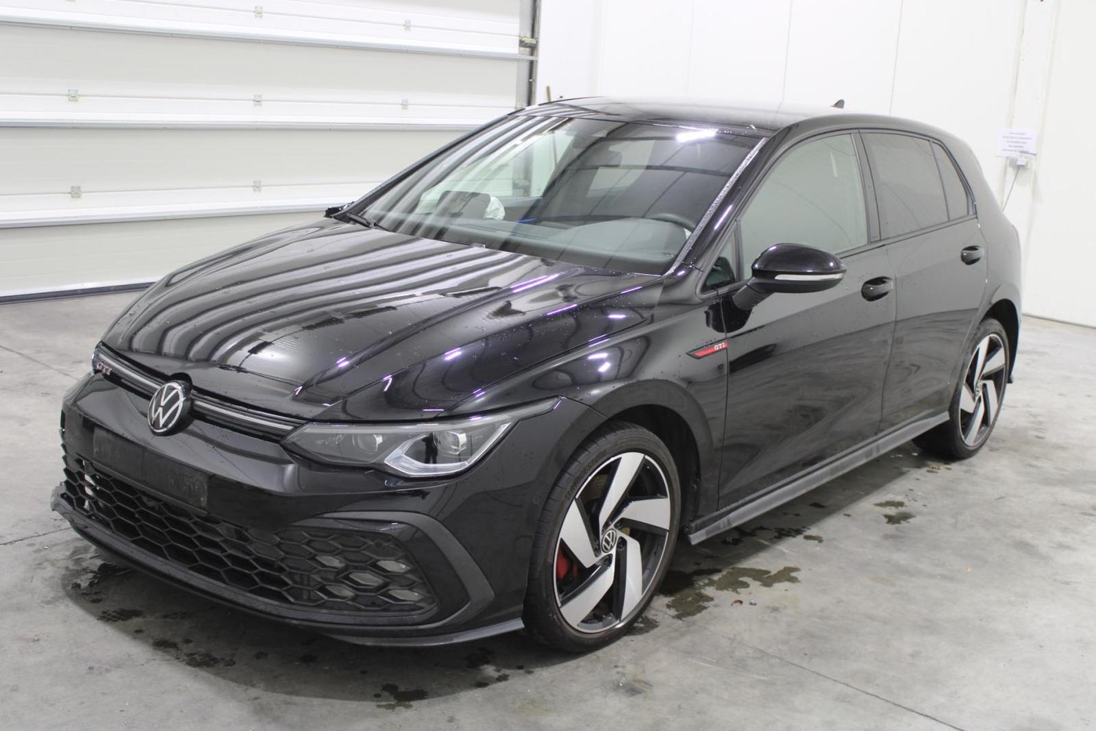 Volkswagen Golf GTI AUTO