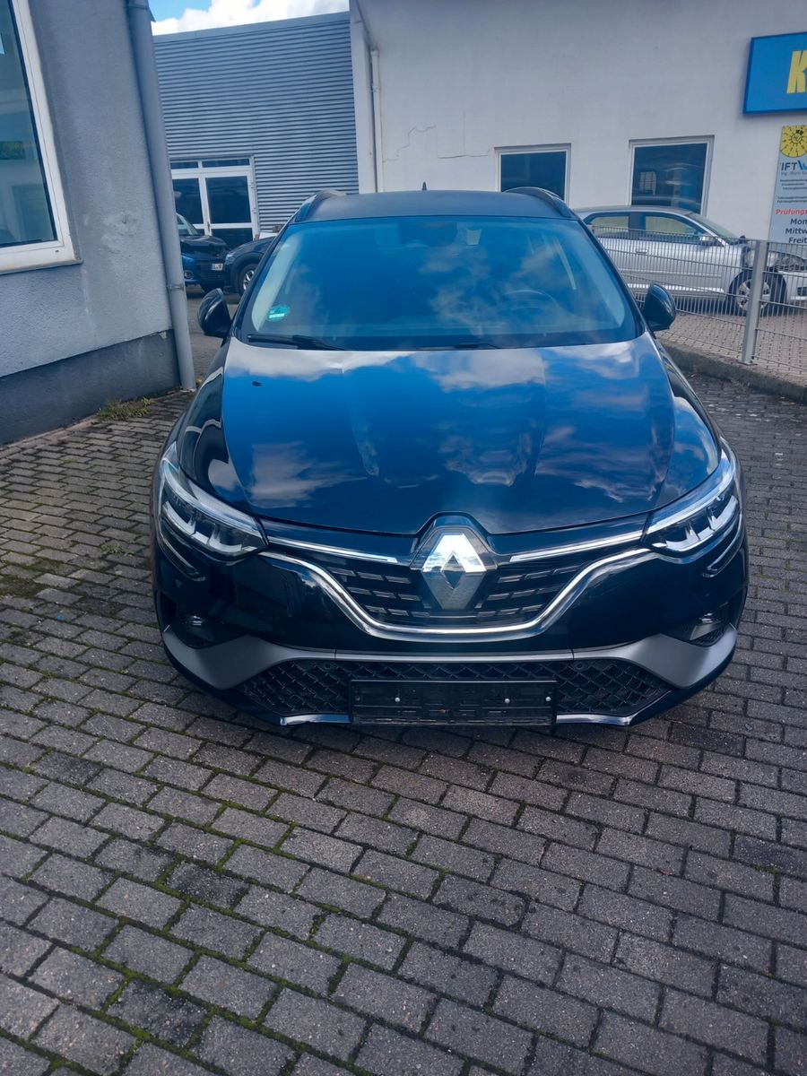 Renault Megane IV Grandtour R.S. Line