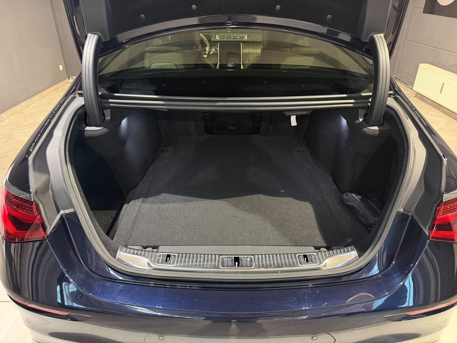 Mercedes-Benz S 450 e – 32