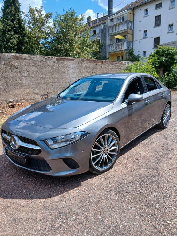 Image of Mercedes-Benz A 200