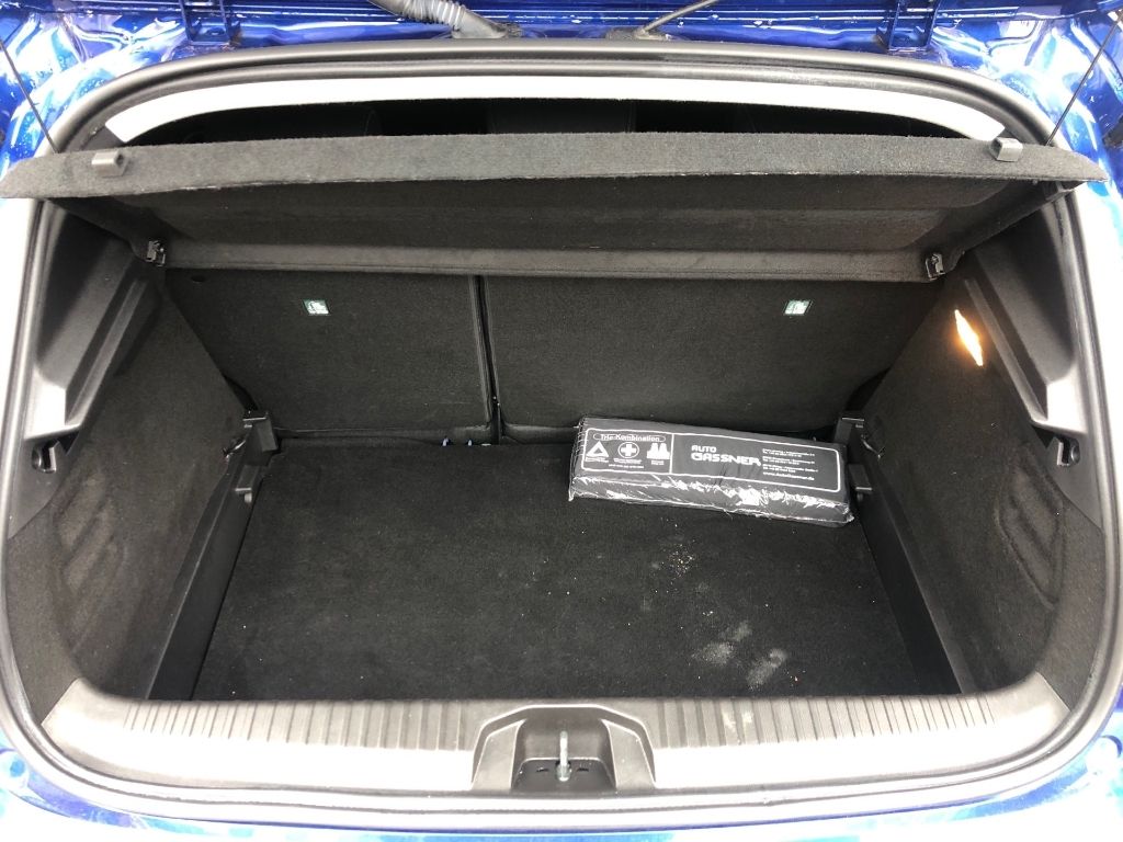 Fahrzeugabbildung Mitsubishi Colt PLUS 1.0 Benziner 5-Gang