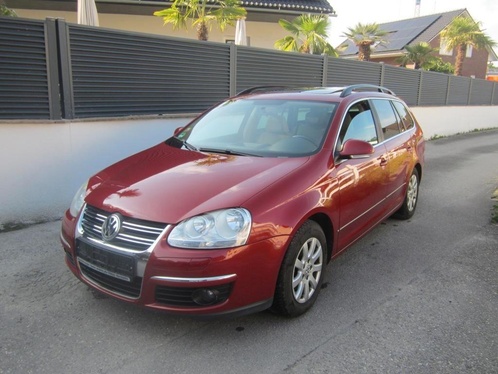 Volkswagen Golf  1.4 Comfortline DSG Panorama SHZ Klima PDC