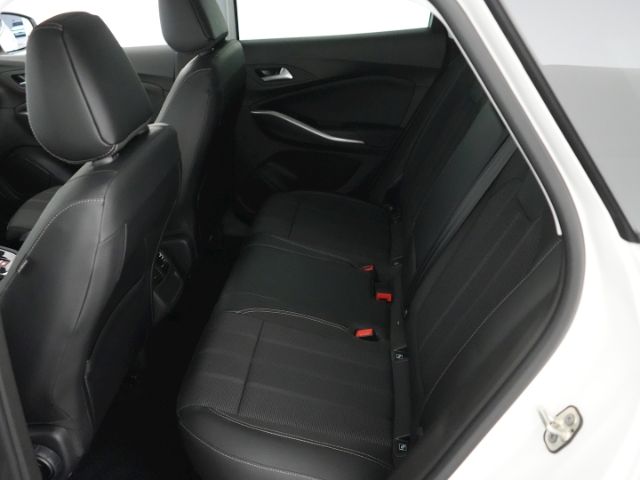 Grandland GS AT+LED LICHT+NAVI+360 GRAD KAMERA+S