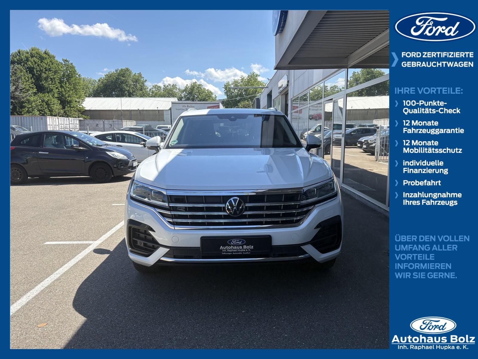 Volkswagen Touareg - 1