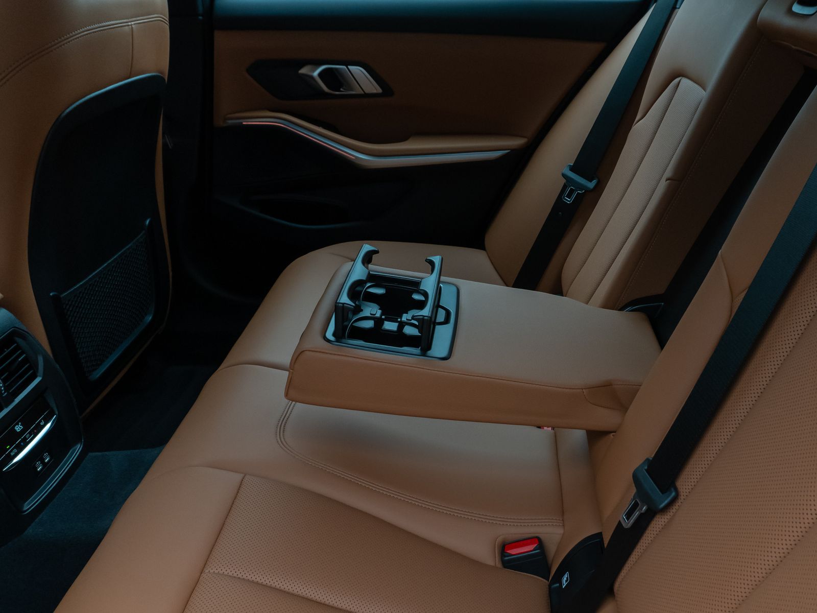 Fahrzeugabbildung BMW 320d xD M Sport Laser DAB Lenkrhzg Komfort Alarm