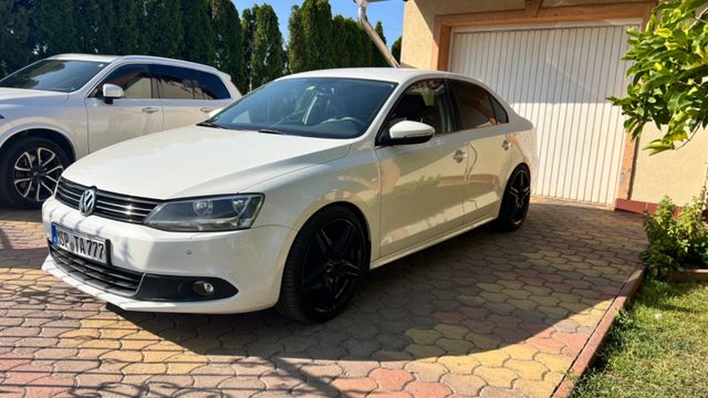 Volkswagen Jetta 1.4 TSI 90 kW DSG Highline Highline