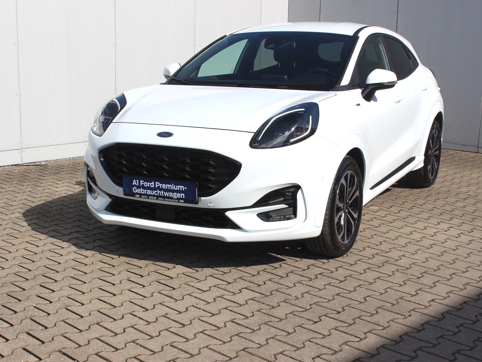 Fahrzeugabbildung Ford Puma ST-Line 1,0 EcoBoost Mild Hybrid