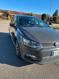 Volkswagen Golf - 2