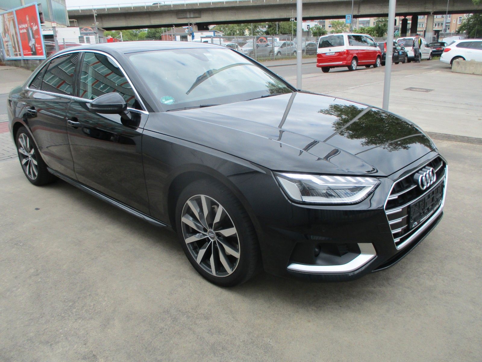 Audi A4 Lim. 35 TFSI advanced imagem 2