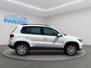 Volkswagen Tiguan - 7