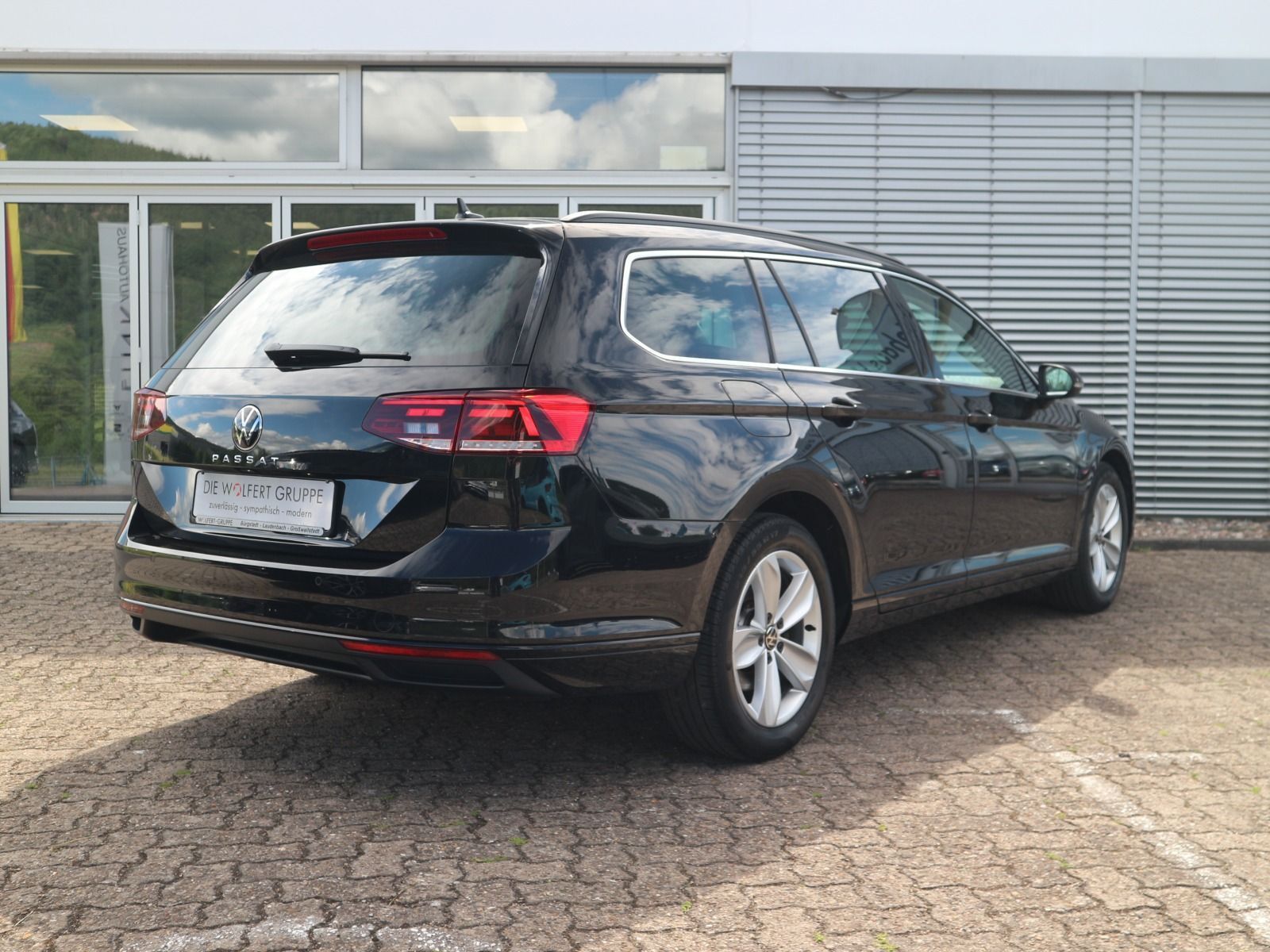 Volkswagen Passat Variant - Bild 8