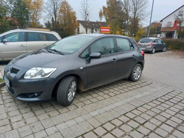 Toyota Auris, 124 PS, Klimaautomatik